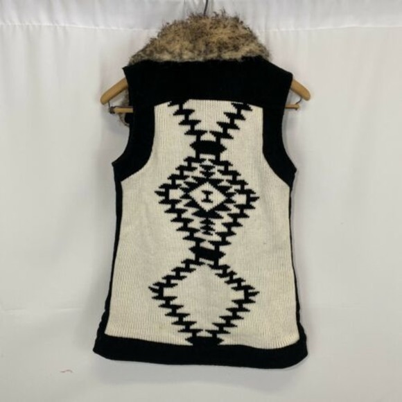 Thread & Supply Wool Fur Trim Tribal Moto Vest M - Picture 4 of 7